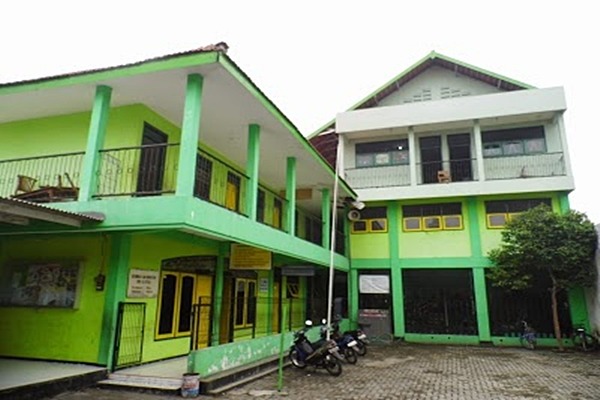 gedung yayasan atau lembaga