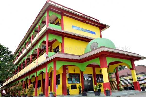 Wajibkah Yayasan Membayar Pajak? gedung bangunan yayasan pendidikan di indonesia